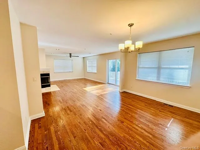 51 Winding Ridge Road, Greenburgh, NY, 4 Bedrooms Bedrooms, 9 Rooms Rooms,3 BathroomsBathrooms,Residential Lease,For Rent,Winding Ridge,0,1050724 51 Winding Ridge Road, Greenburgh, NY, 4 Bedrooms Bedrooms, 9 Rooms Rooms,3 BathroomsBathrooms,Residential Lease,For Rent,Winding Ridge,0,1050724