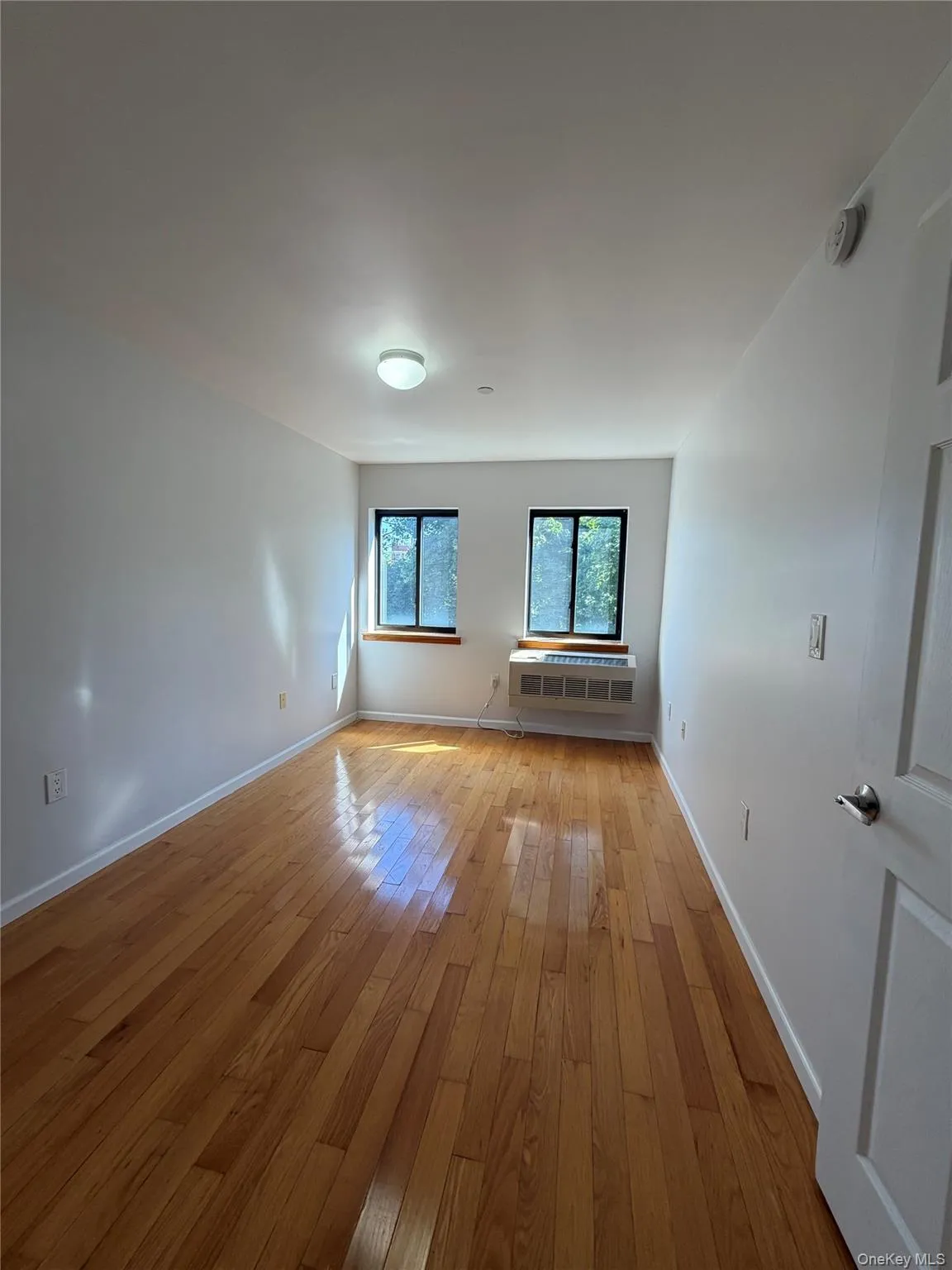 112-26 38th Avenue, New York, NY, 2 Bedrooms Bedrooms, 4 Rooms Rooms,2 BathroomsBathrooms,Residential,For Rent,38th,0,1050726 112-26 38th Avenue, New York, NY, 2 Bedrooms Bedrooms, 4 Rooms Rooms,2 BathroomsBathrooms,Residential,For Rent,38th,0,1050726