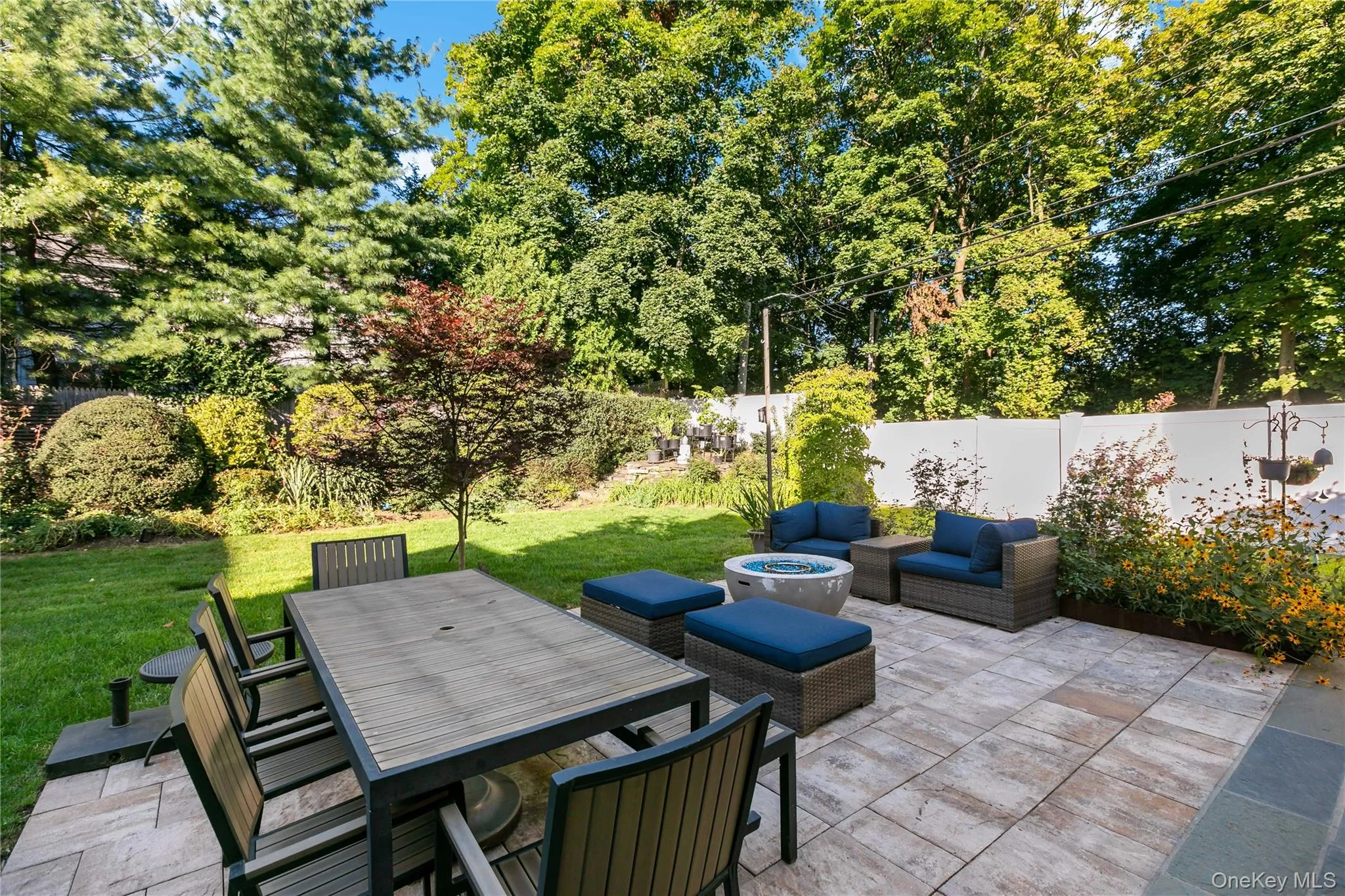 1 Stoneleigh Close, Greenburgh, NY, 5 Bedrooms Bedrooms, 9 Rooms Rooms,4 BathroomsBathrooms,Residential,For Rent,Stoneleigh,0,1050731 1 Stoneleigh Close, Greenburgh, NY, 5 Bedrooms Bedrooms, 9 Rooms Rooms,4 BathroomsBathrooms,Residential,For Rent,Stoneleigh,0,1050731