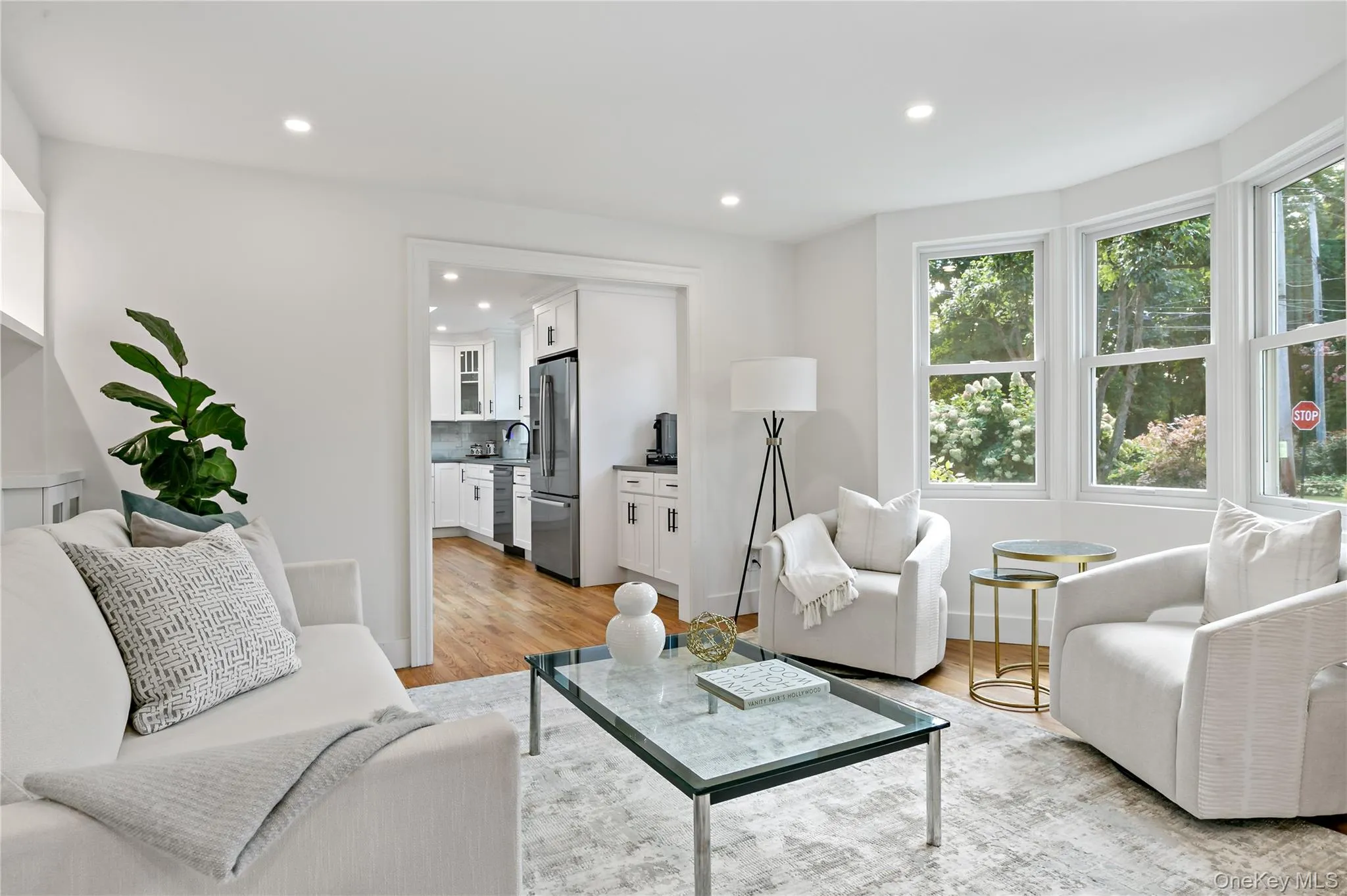 1 Stoneleigh Close, Greenburgh, NY, 5 Bedrooms Bedrooms, 9 Rooms Rooms,4 BathroomsBathrooms,Residential,For Rent,Stoneleigh,0,1050731 1 Stoneleigh Close, Greenburgh, NY, 5 Bedrooms Bedrooms, 9 Rooms Rooms,4 BathroomsBathrooms,Residential,For Rent,Stoneleigh,0,1050731