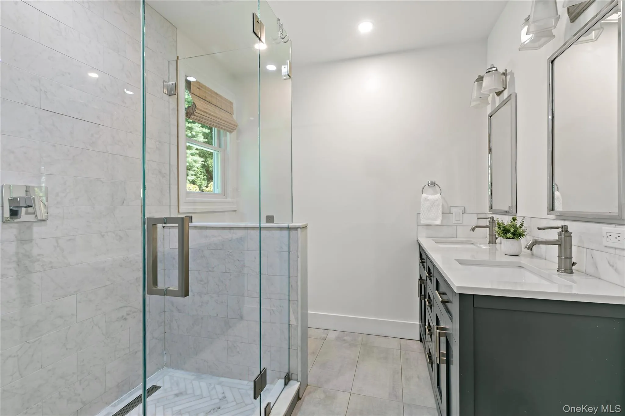 Ensuite bathroom Ensuite bathroom