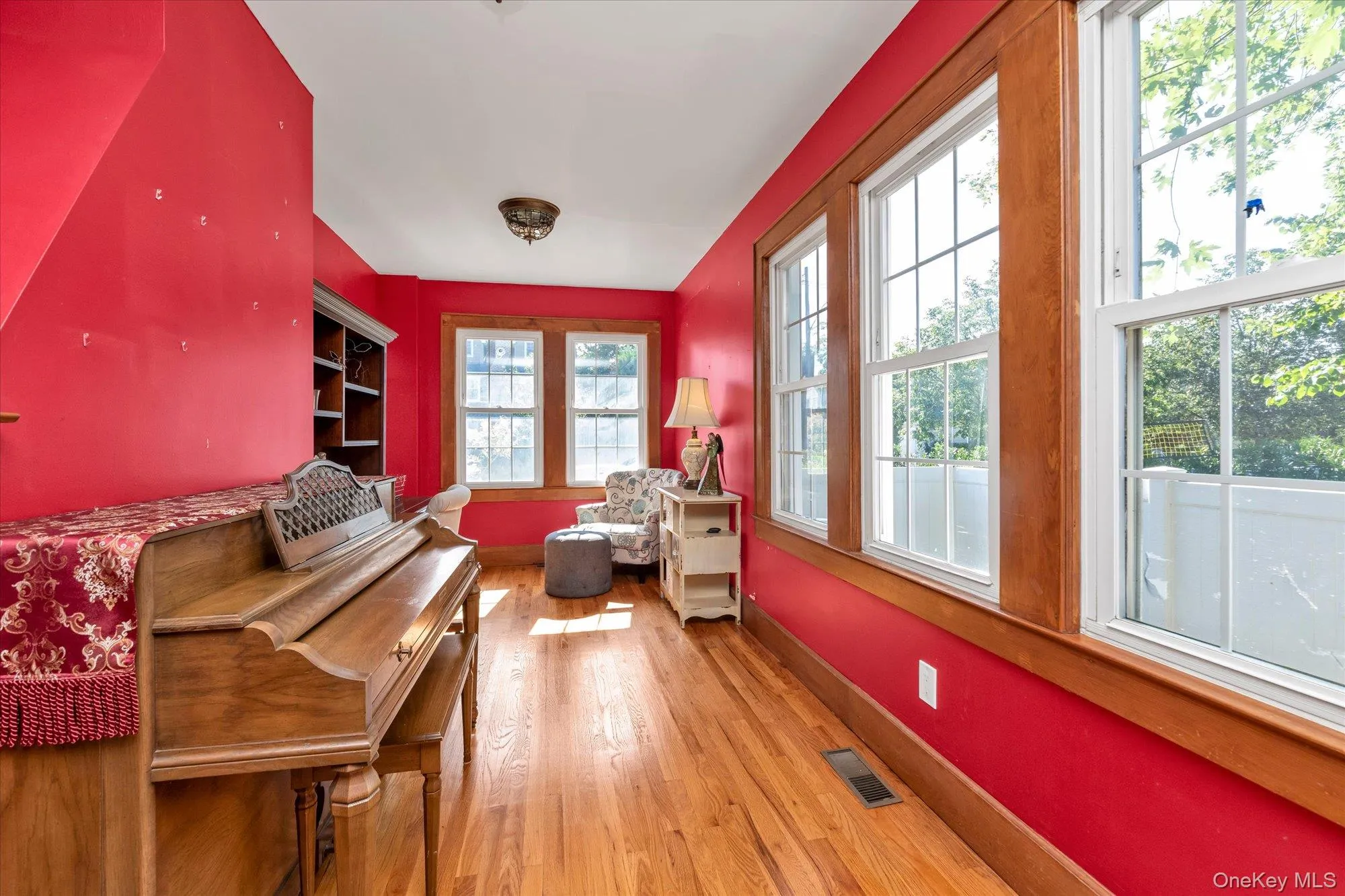 238 Burtis Avenue, Hempstead, NY, 4 Bedrooms Bedrooms, 9 Rooms Rooms,3 BathroomsBathrooms,Residential,For Rent,Burtis,0,1050732 238 Burtis Avenue, Hempstead, NY, 4 Bedrooms Bedrooms, 9 Rooms Rooms,3 BathroomsBathrooms,Residential,For Rent,Burtis,0,1050732