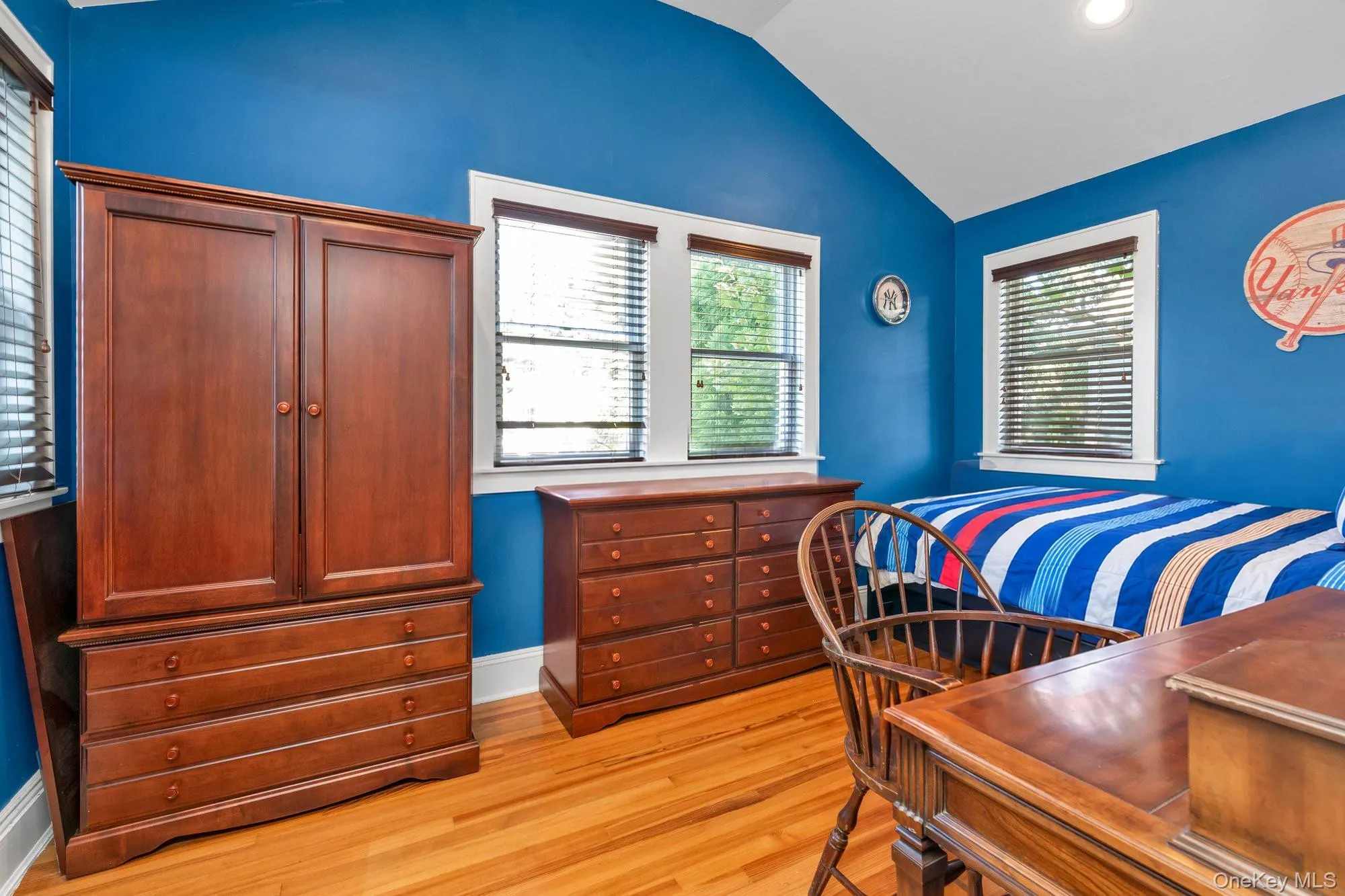 238 Burtis Avenue, Hempstead, NY, 4 Bedrooms Bedrooms, 9 Rooms Rooms,3 BathroomsBathrooms,Residential,For Rent,Burtis,0,1050732 238 Burtis Avenue, Hempstead, NY, 4 Bedrooms Bedrooms, 9 Rooms Rooms,3 BathroomsBathrooms,Residential,For Rent,Burtis,0,1050732