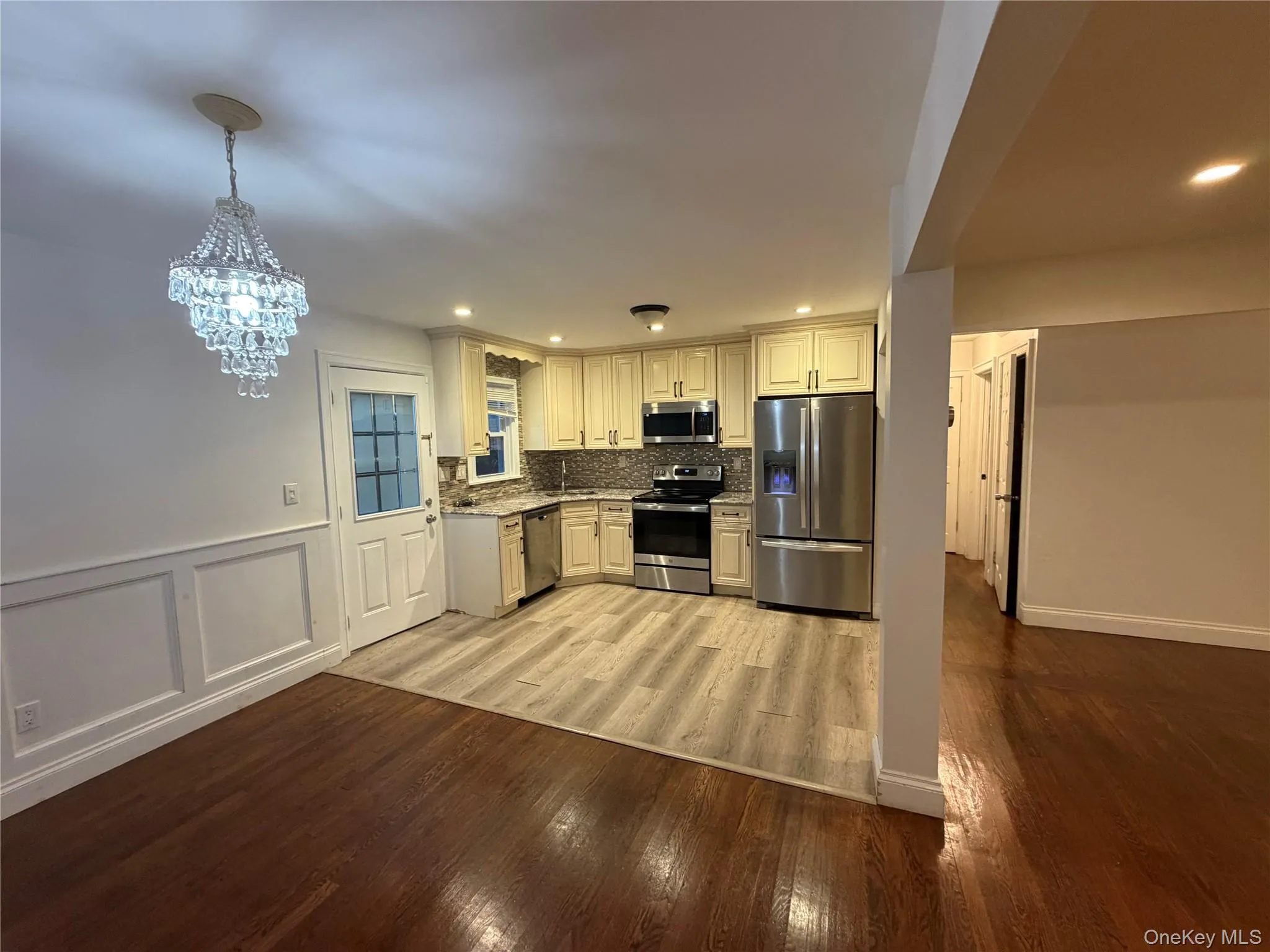 18 Alexander Avenue, Oyster Bay, NY, 4 Bedrooms Bedrooms, 12 Rooms Rooms,3 BathroomsBathrooms,Residential Lease,For Rent,Alexander,0,1050737 18 Alexander Avenue, Oyster Bay, NY, 4 Bedrooms Bedrooms, 12 Rooms Rooms,3 BathroomsBathrooms,Residential Lease,For Rent,Alexander,0,1050737