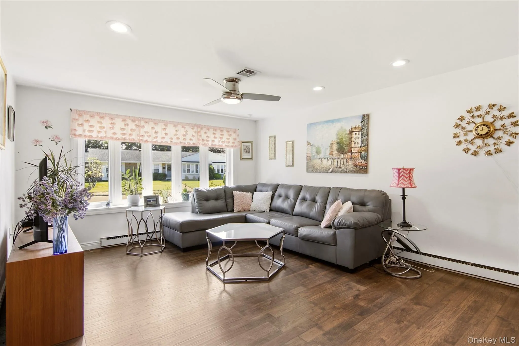 299 Cardiff Court, Brookhaven, NY, 2 Bedrooms Bedrooms, 6 Rooms Rooms,2 BathroomsBathrooms,Residential,For Rent,Cardiff,0,1050738 299 Cardiff Court, Brookhaven, NY, 2 Bedrooms Bedrooms, 6 Rooms Rooms,2 BathroomsBathrooms,Residential,For Rent,Cardiff,0,1050738