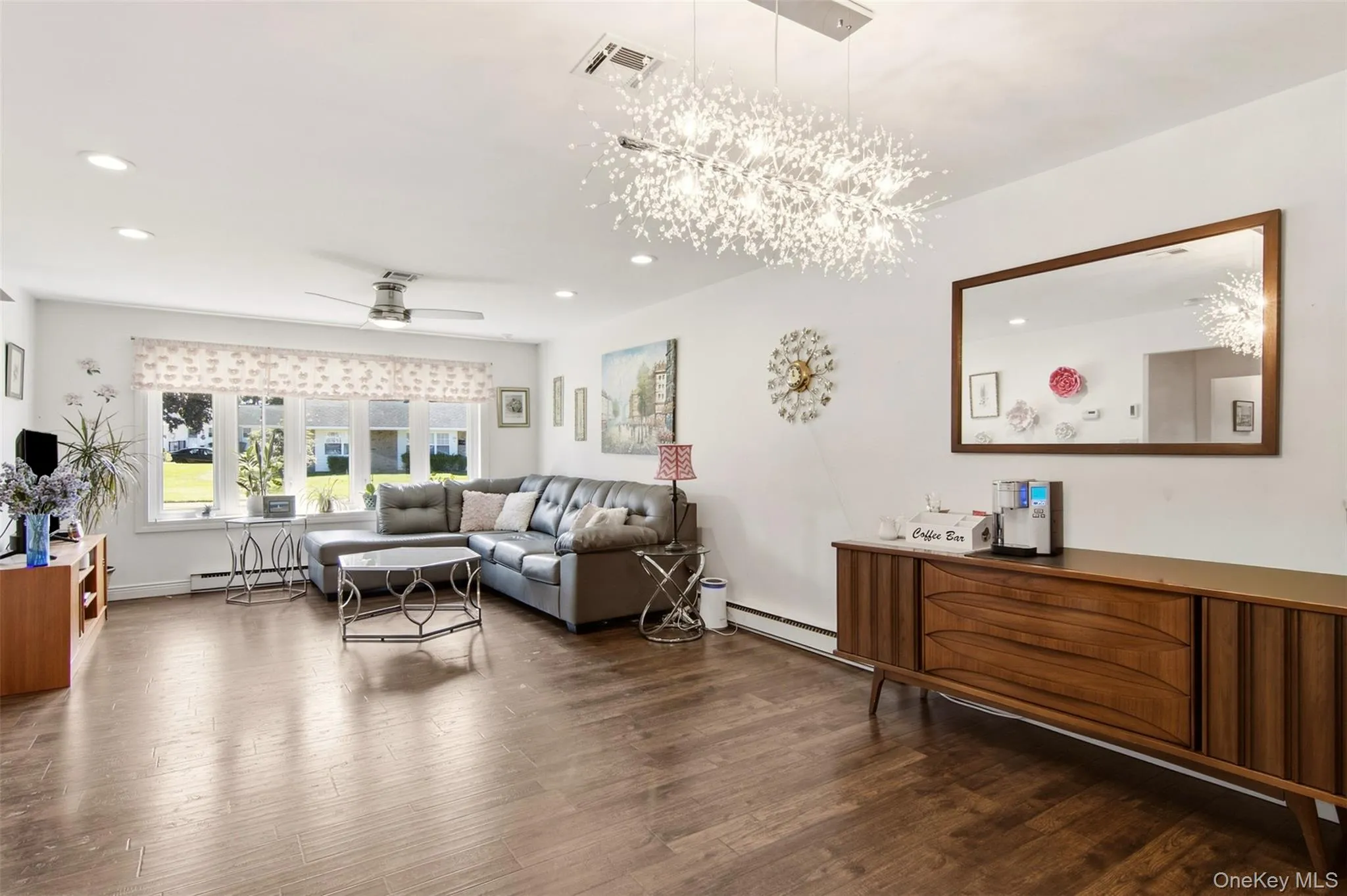 299 Cardiff Court, Brookhaven, NY, 2 Bedrooms Bedrooms, 6 Rooms Rooms,2 BathroomsBathrooms,Residential,For Rent,Cardiff,0,1050738 299 Cardiff Court, Brookhaven, NY, 2 Bedrooms Bedrooms, 6 Rooms Rooms,2 BathroomsBathrooms,Residential,For Rent,Cardiff,0,1050738