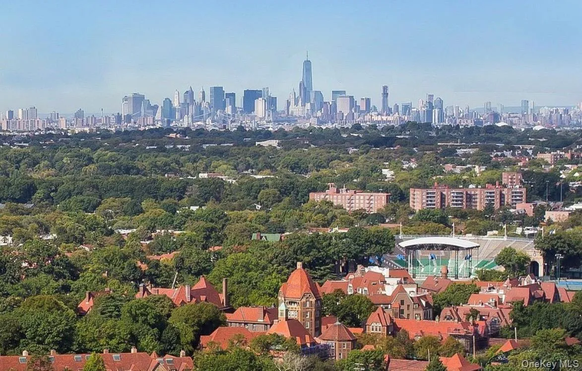 6750 Ingram Street, New York, NY, 3 Bedrooms Bedrooms, 6 Rooms Rooms,1 BathroomBathrooms,Residential,For Rent,Ingram,0,1050740 6750 Ingram Street, New York, NY, 3 Bedrooms Bedrooms, 6 Rooms Rooms,1 BathroomBathrooms,Residential,For Rent,Ingram,0,1050740