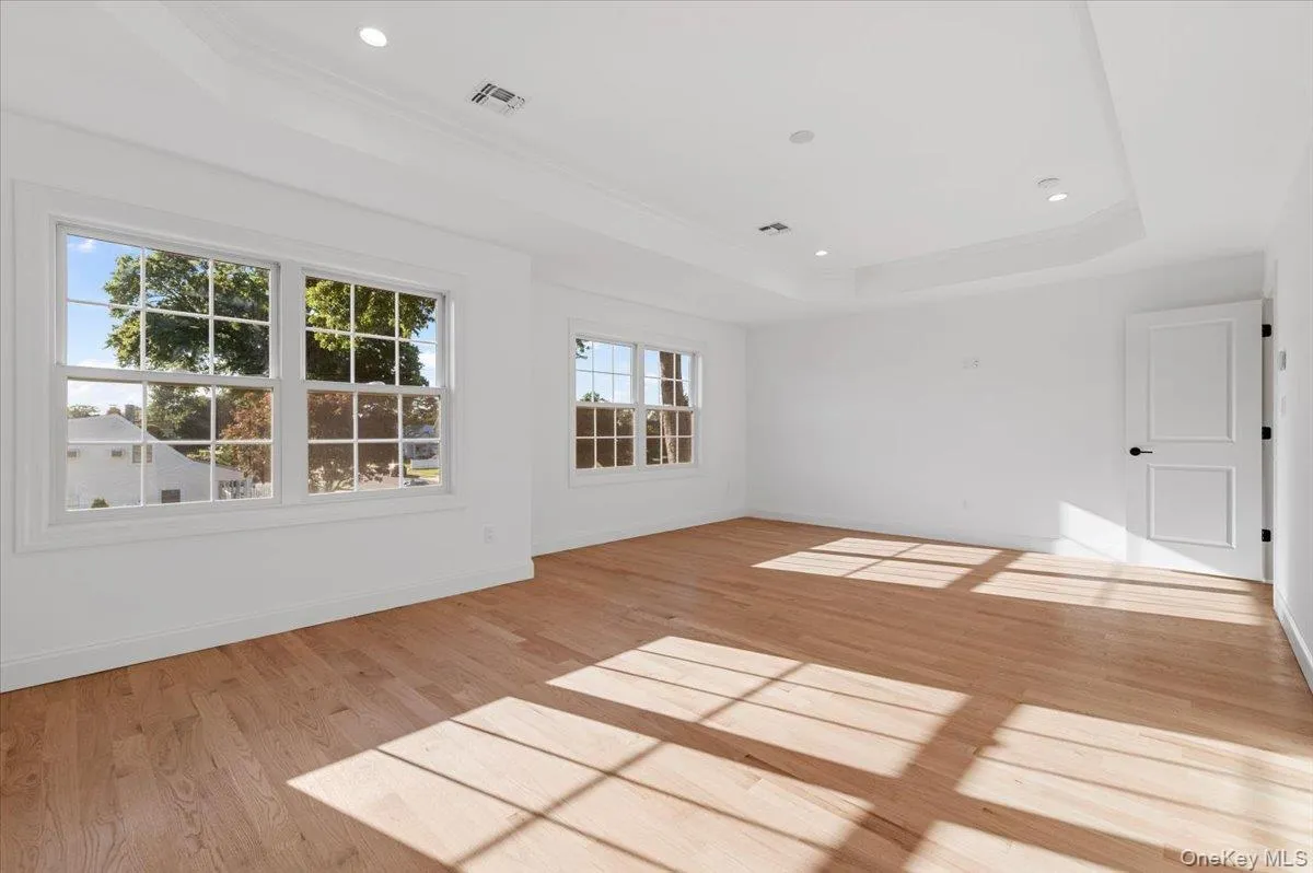 331 Orchid Road, Hempstead, NY, 5 Bedrooms Bedrooms, 12 Rooms Rooms,3 BathroomsBathrooms,Residential,For Rent,Orchid,0,1050742 331 Orchid Road, Hempstead, NY, 5 Bedrooms Bedrooms, 12 Rooms Rooms,3 BathroomsBathrooms,Residential,For Rent,Orchid,0,1050742