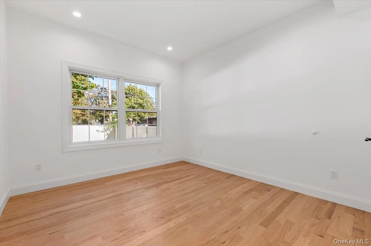 331 Orchid Road, Hempstead, NY, 5 Bedrooms Bedrooms, 12 Rooms Rooms,3 BathroomsBathrooms,Residential,For Rent,Orchid,0,1050742 331 Orchid Road, Hempstead, NY, 5 Bedrooms Bedrooms, 12 Rooms Rooms,3 BathroomsBathrooms,Residential,For Rent,Orchid,0,1050742