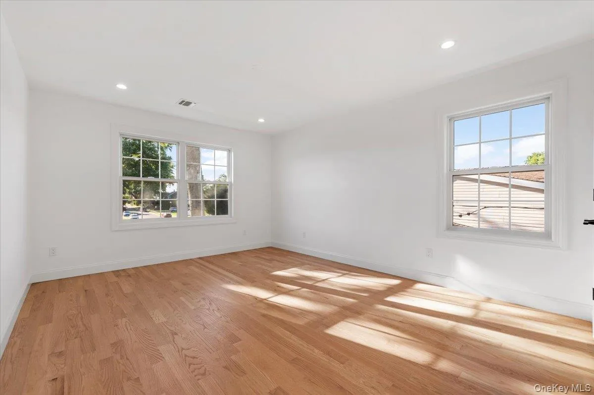 331 Orchid Road, Hempstead, NY, 5 Bedrooms Bedrooms, 12 Rooms Rooms,3 BathroomsBathrooms,Residential,For Rent,Orchid,0,1050742 331 Orchid Road, Hempstead, NY, 5 Bedrooms Bedrooms, 12 Rooms Rooms,3 BathroomsBathrooms,Residential,For Rent,Orchid,0,1050742