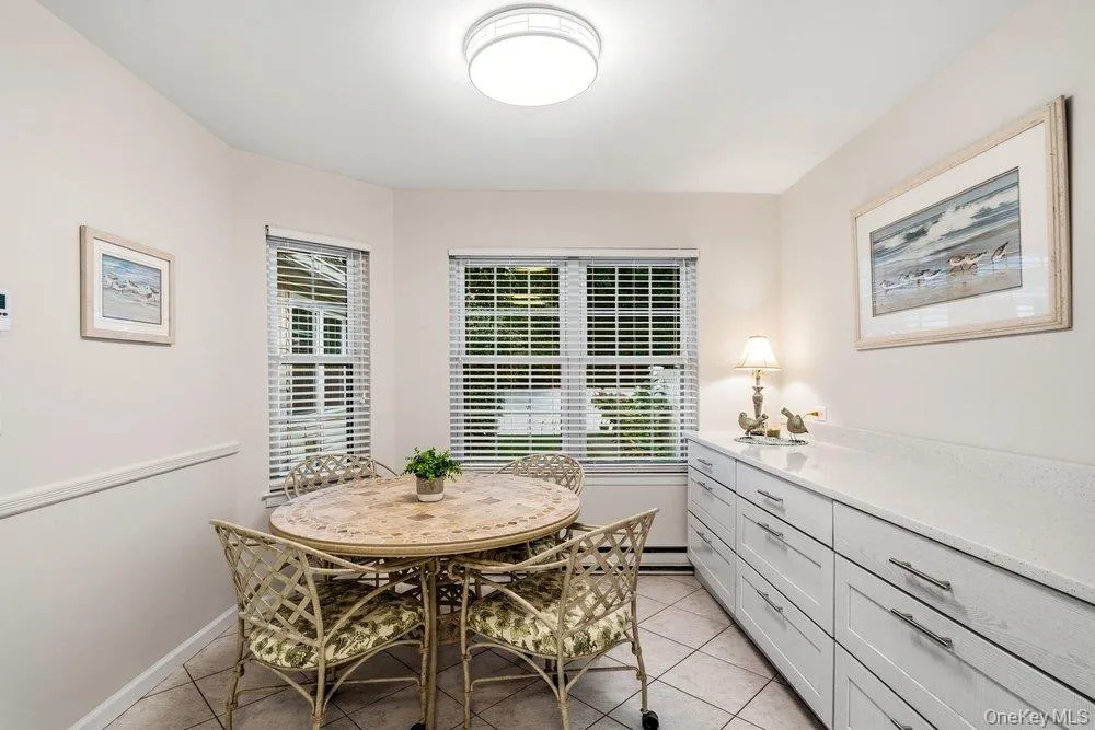 21 Revere Drive, Islip, NY, 2 Bedrooms Bedrooms, 5 Rooms Rooms,2 BathroomsBathrooms,Residential Lease,For Rent,Revere,0,1050753 21 Revere Drive, Islip, NY, 2 Bedrooms Bedrooms, 5 Rooms Rooms,2 BathroomsBathrooms,Residential Lease,For Rent,Revere,0,1050753