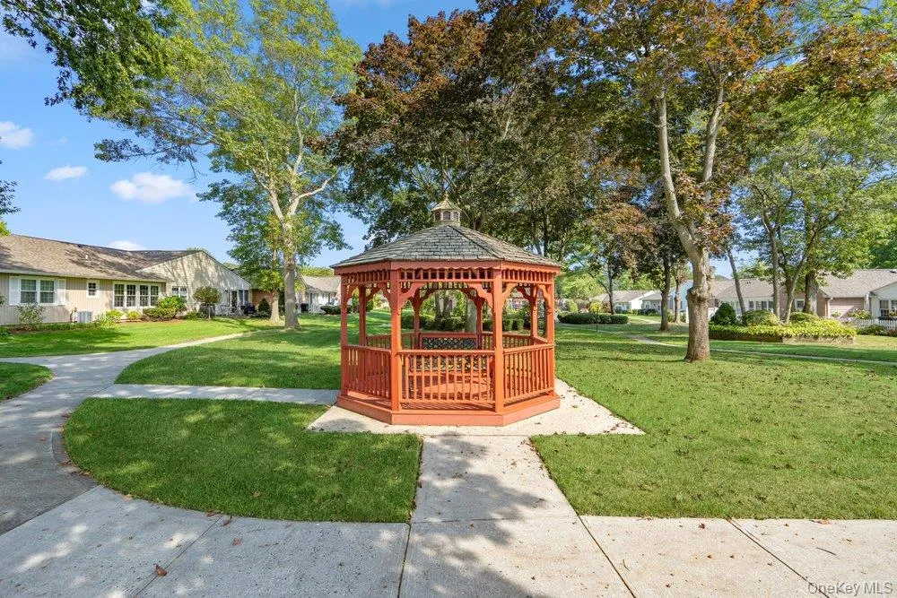 21 Revere Drive, Islip, NY, 2 Bedrooms Bedrooms, 5 Rooms Rooms,2 BathroomsBathrooms,Residential Lease,For Rent,Revere,0,1050753 21 Revere Drive, Islip, NY, 2 Bedrooms Bedrooms, 5 Rooms Rooms,2 BathroomsBathrooms,Residential Lease,For Rent,Revere,0,1050753