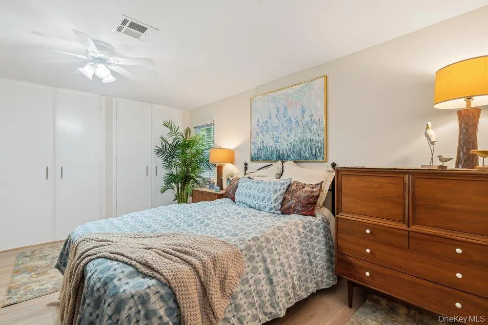 21 Revere Drive, Islip, NY, 2 Bedrooms Bedrooms, 5 Rooms Rooms,2 BathroomsBathrooms,Residential Lease,For Rent,Revere,0,1050753 21 Revere Drive, Islip, NY, 2 Bedrooms Bedrooms, 5 Rooms Rooms,2 BathroomsBathrooms,Residential Lease,For Rent,Revere,0,1050753