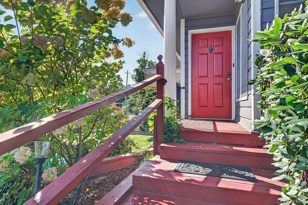 160 Hillside Avenue, Orangetown, NY, 4 Bedrooms Bedrooms, 10 Rooms Rooms,2 BathroomsBathrooms,Residential,For Rent,Hillside,0,1050755 160 Hillside Avenue, Orangetown, NY, 4 Bedrooms Bedrooms, 10 Rooms Rooms,2 BathroomsBathrooms,Residential,For Rent,Hillside,0,1050755
