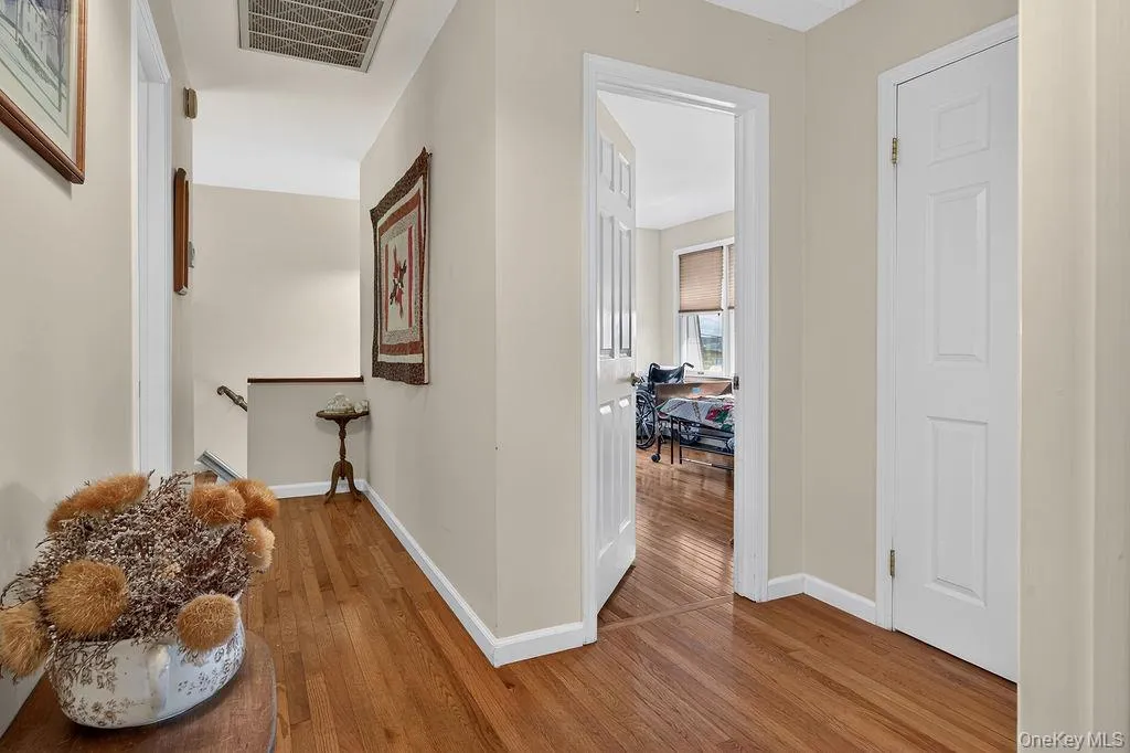 160 Hillside Avenue, Orangetown, NY, 4 Bedrooms Bedrooms, 10 Rooms Rooms,2 BathroomsBathrooms,Residential,For Rent,Hillside,0,1050755 160 Hillside Avenue, Orangetown, NY, 4 Bedrooms Bedrooms, 10 Rooms Rooms,2 BathroomsBathrooms,Residential,For Rent,Hillside,0,1050755