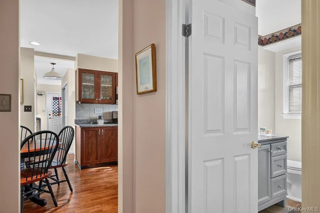 160 Hillside Avenue, Orangetown, NY, 4 Bedrooms Bedrooms, 10 Rooms Rooms,2 BathroomsBathrooms,Residential,For Rent,Hillside,0,1050755 160 Hillside Avenue, Orangetown, NY, 4 Bedrooms Bedrooms, 10 Rooms Rooms,2 BathroomsBathrooms,Residential,For Rent,Hillside,0,1050755