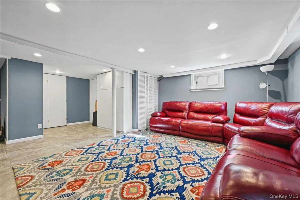 698 Edgewood Drive, Hempstead, NY, 3 Bedrooms Bedrooms, 6 Rooms Rooms,2 BathroomsBathrooms,Residential,For Rent,Edgewood,0,1050757 698 Edgewood Drive, Hempstead, NY, 3 Bedrooms Bedrooms, 6 Rooms Rooms,2 BathroomsBathrooms,Residential,For Rent,Edgewood,0,1050757