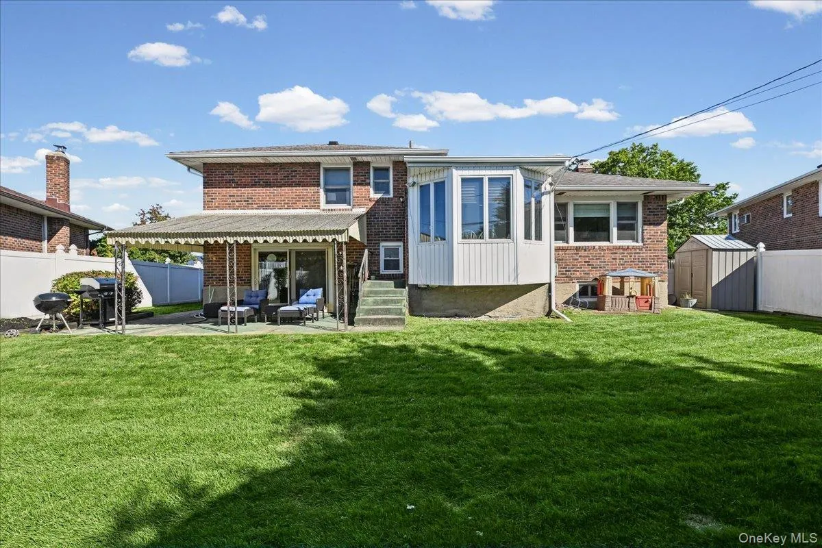 698 Edgewood Drive, Hempstead, NY, 3 Bedrooms Bedrooms, 6 Rooms Rooms,2 BathroomsBathrooms,Residential,For Rent,Edgewood,0,1050757 698 Edgewood Drive, Hempstead, NY, 3 Bedrooms Bedrooms, 6 Rooms Rooms,2 BathroomsBathrooms,Residential,For Rent,Edgewood,0,1050757