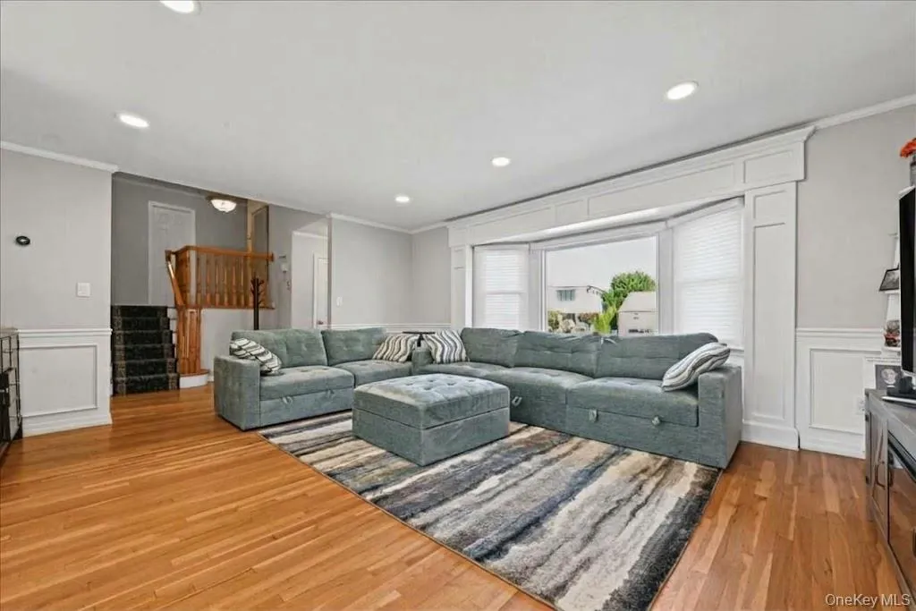 698 Edgewood Drive, Hempstead, NY, 3 Bedrooms Bedrooms, 6 Rooms Rooms,2 BathroomsBathrooms,Residential,For Rent,Edgewood,0,1050757 698 Edgewood Drive, Hempstead, NY, 3 Bedrooms Bedrooms, 6 Rooms Rooms,2 BathroomsBathrooms,Residential,For Rent,Edgewood,0,1050757