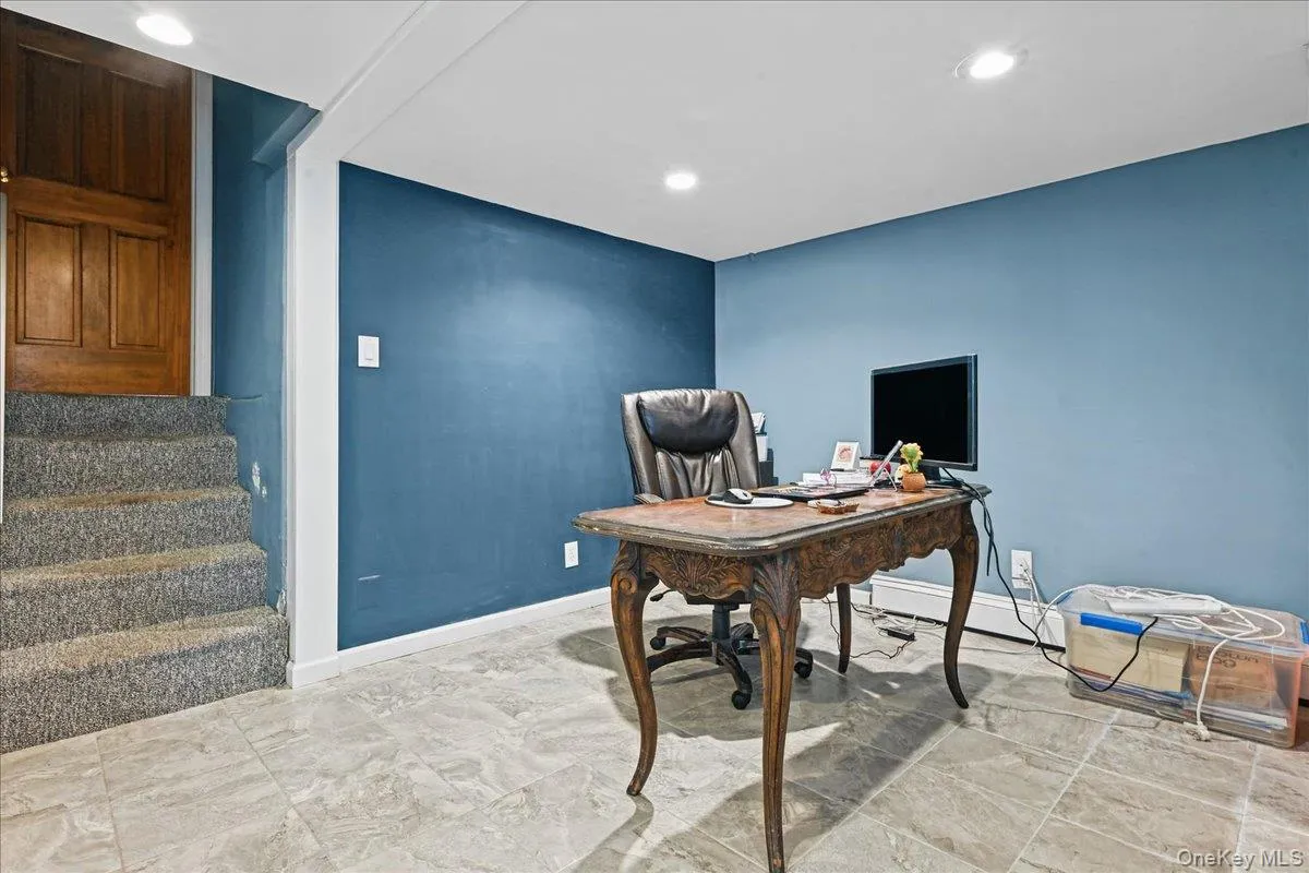 698 Edgewood Drive, Hempstead, NY, 3 Bedrooms Bedrooms, 6 Rooms Rooms,2 BathroomsBathrooms,Residential,For Rent,Edgewood,0,1050757 698 Edgewood Drive, Hempstead, NY, 3 Bedrooms Bedrooms, 6 Rooms Rooms,2 BathroomsBathrooms,Residential,For Rent,Edgewood,0,1050757
