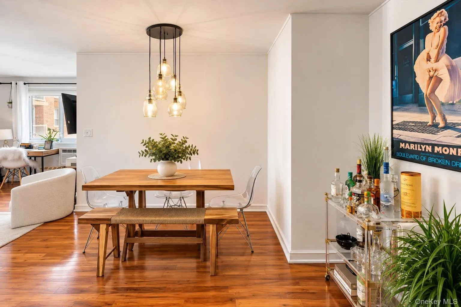 370 Broadway, Long Beach, NY, 2 Rooms Rooms,1 BathroomBathrooms,Residential,For Rent,Broadway,0,1050759 370 Broadway, Long Beach, NY, 2 Rooms Rooms,1 BathroomBathrooms,Residential,For Rent,Broadway,0,1050759