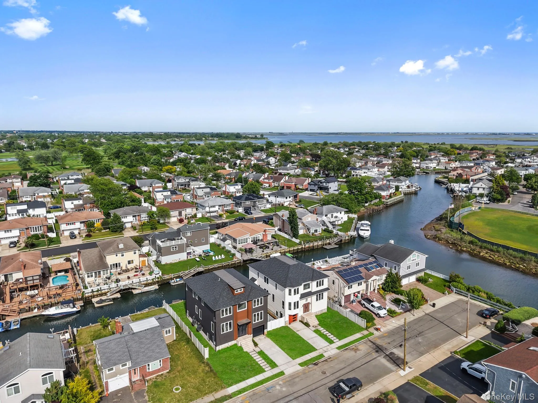 3453 Ocean Avenue, Hempstead, NY, 6 Bedrooms Bedrooms, 19 Rooms Rooms,4 BathroomsBathrooms,Residential,For Rent,Ocean,0,1050760 3453 Ocean Avenue, Hempstead, NY, 6 Bedrooms Bedrooms, 19 Rooms Rooms,4 BathroomsBathrooms,Residential,For Rent,Ocean,0,1050760