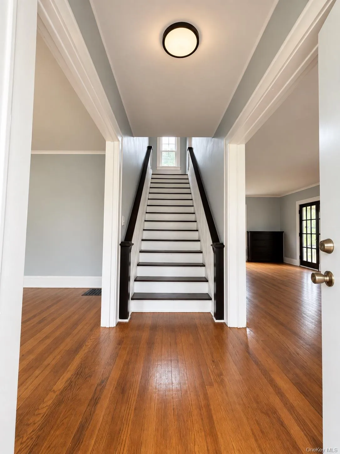 534 Elm Street, Syracuse, NY, 3 Bedroom Bedrooms, 11 Room Rooms,1 BathroomBathrooms,Residential Lease,For Rent,Elm,0,1050767 534 Elm Street, Syracuse, NY, 3 Bedroom Bedrooms, 11 Room Rooms,1 BathroomBathrooms,Residential Lease,For Rent,Elm,0,1050767