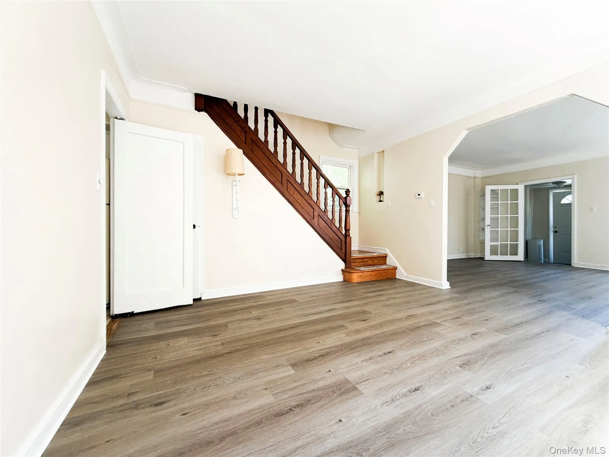 1941 Yates Avenue, New York, NY, 3 Bedrooms Bedrooms, 8 Rooms Rooms,2 BathroomsBathrooms,Residential,For Rent,Yates,0,1050772 1941 Yates Avenue, New York, NY, 3 Bedrooms Bedrooms, 8 Rooms Rooms,2 BathroomsBathrooms,Residential,For Rent,Yates,0,1050772