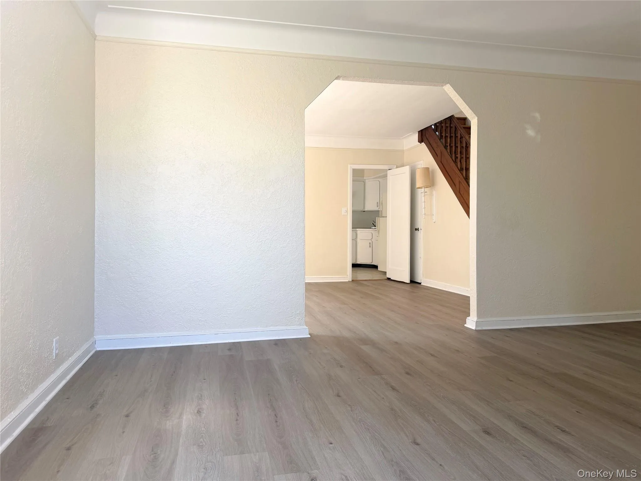 1941 Yates Avenue, New York, NY, 3 Bedrooms Bedrooms, 8 Rooms Rooms,2 BathroomsBathrooms,Residential,For Rent,Yates,0,1050772 1941 Yates Avenue, New York, NY, 3 Bedrooms Bedrooms, 8 Rooms Rooms,2 BathroomsBathrooms,Residential,For Rent,Yates,0,1050772