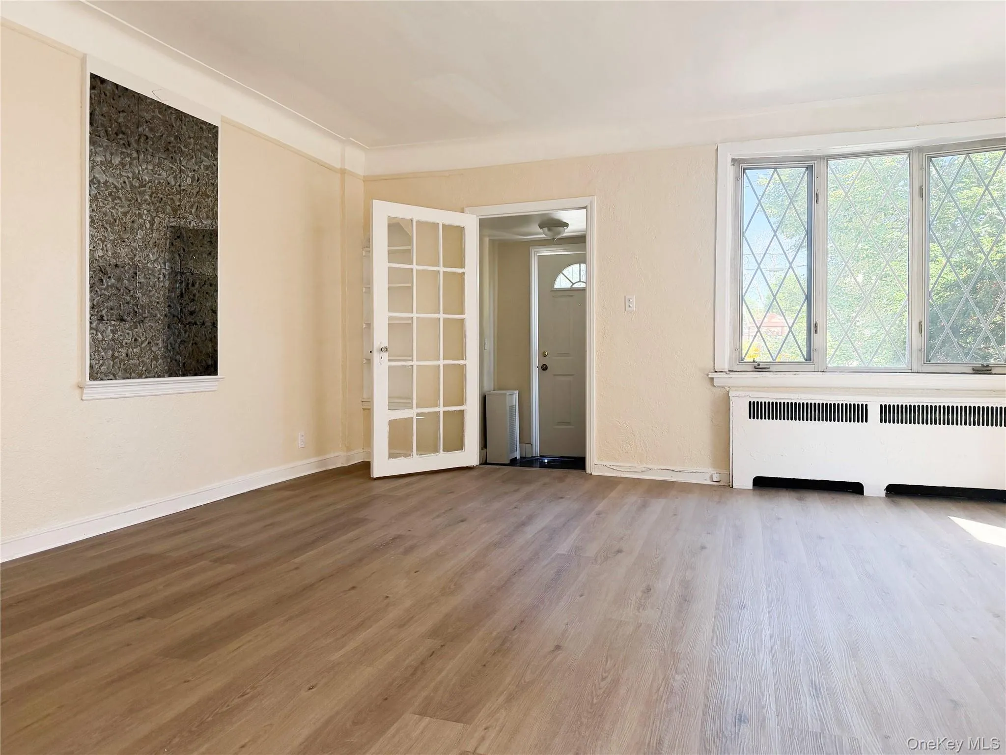 1941 Yates Avenue, New York, NY, 3 Bedrooms Bedrooms, 8 Rooms Rooms,2 BathroomsBathrooms,Residential,For Rent,Yates,0,1050772 1941 Yates Avenue, New York, NY, 3 Bedrooms Bedrooms, 8 Rooms Rooms,2 BathroomsBathrooms,Residential,For Rent,Yates,0,1050772