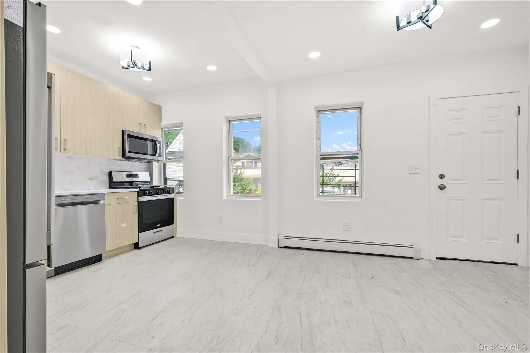 157-14 110th Avenue, New York, NY, 2 Bedrooms Bedrooms, 3 Rooms Rooms,2 BathroomsBathrooms,Residential,For Rent,110th,0,1050773 157-14 110th Avenue, New York, NY, 2 Bedrooms Bedrooms, 3 Rooms Rooms,2 BathroomsBathrooms,Residential,For Rent,110th,0,1050773