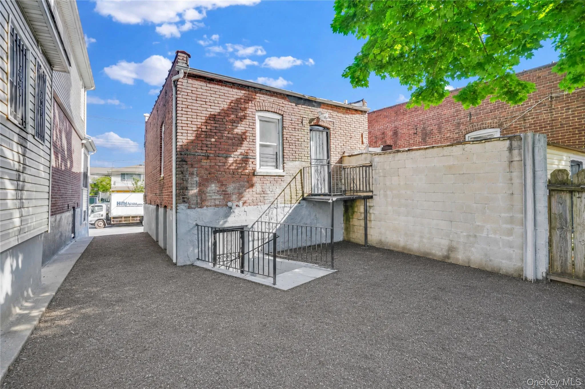157-14 110th Avenue, New York, NY, 2 Bedrooms Bedrooms, 3 Rooms Rooms,2 BathroomsBathrooms,Residential,For Rent,110th,0,1050773 157-14 110th Avenue, New York, NY, 2 Bedrooms Bedrooms, 3 Rooms Rooms,2 BathroomsBathrooms,Residential,For Rent,110th,0,1050773
