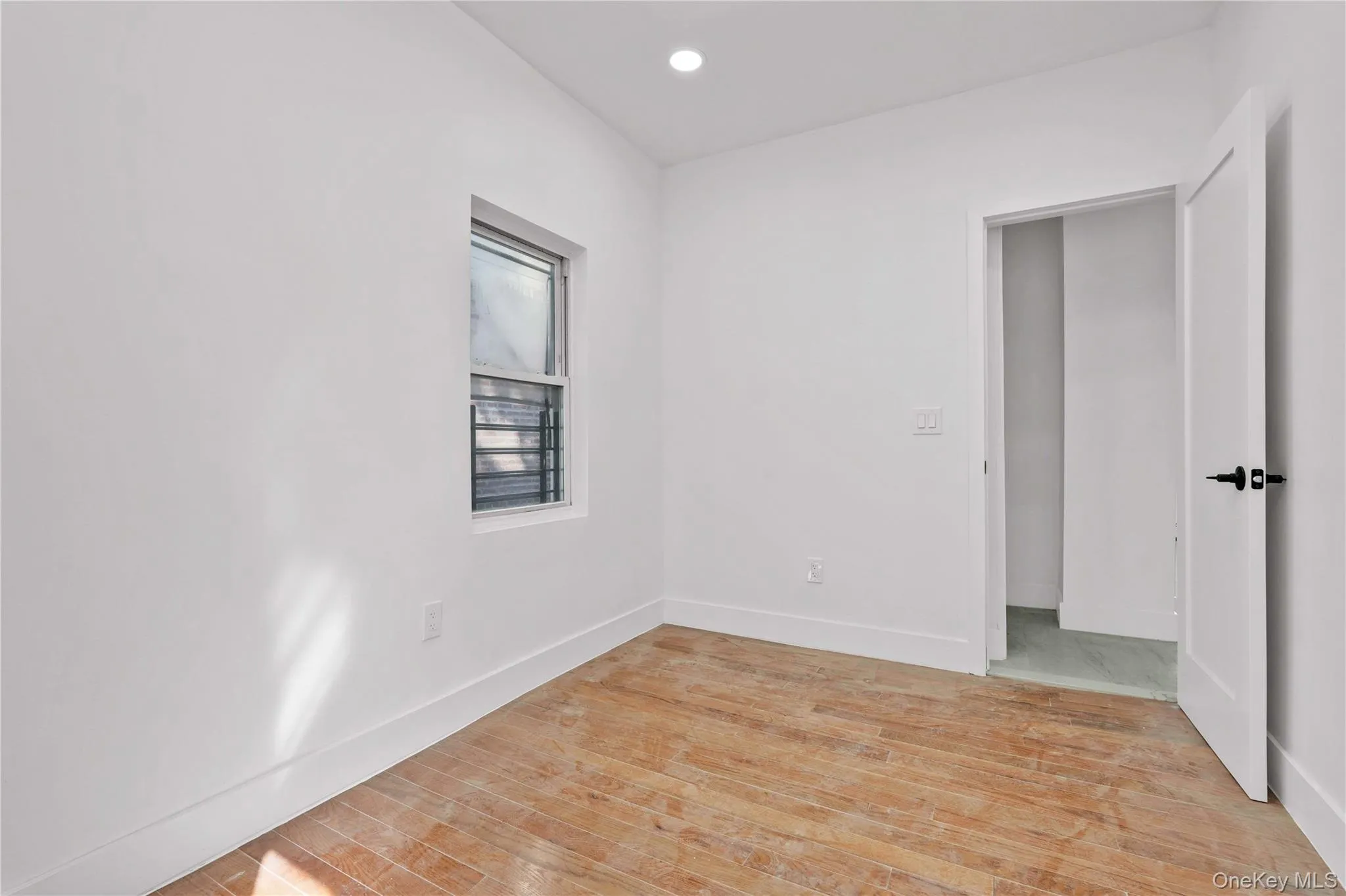 157-14 110th Avenue, New York, NY, 2 Bedrooms Bedrooms, 3 Rooms Rooms,2 BathroomsBathrooms,Residential,For Rent,110th,0,1050773 157-14 110th Avenue, New York, NY, 2 Bedrooms Bedrooms, 3 Rooms Rooms,2 BathroomsBathrooms,Residential,For Rent,110th,0,1050773