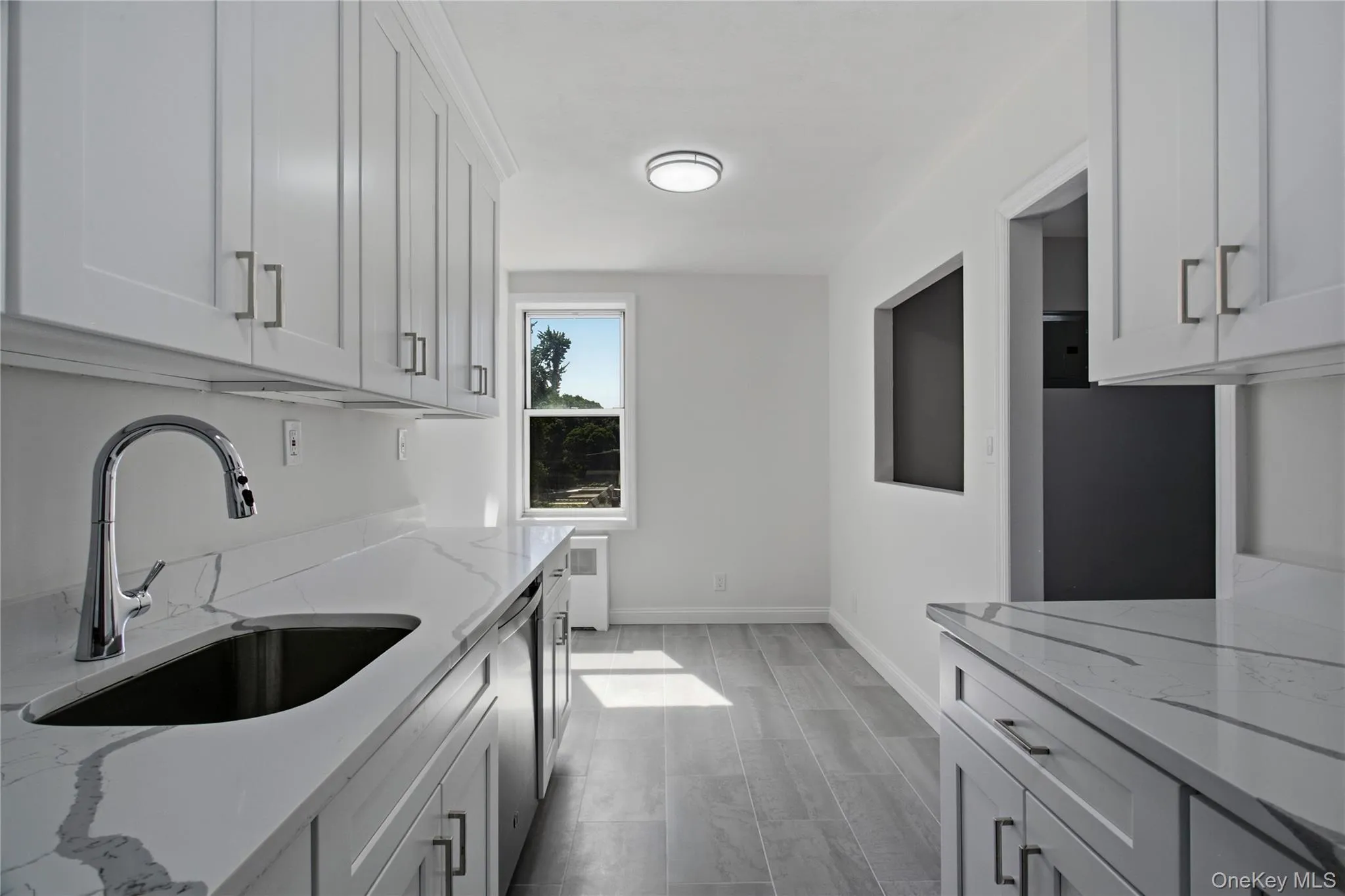 Eat in Kitchen Eat in Kitchen