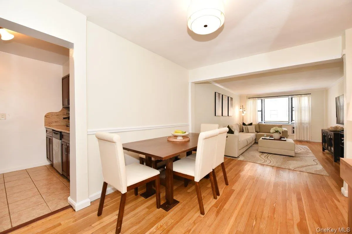 1 Birchwood Court, Hempstead, NY, 1 Bedroom Bedrooms, 4 Rooms Rooms,1 BathroomBathrooms,Residential,For Rent,Birchwood,0,1050778 1 Birchwood Court, Hempstead, NY, 1 Bedroom Bedrooms, 4 Rooms Rooms,1 BathroomBathrooms,Residential,For Rent,Birchwood,0,1050778