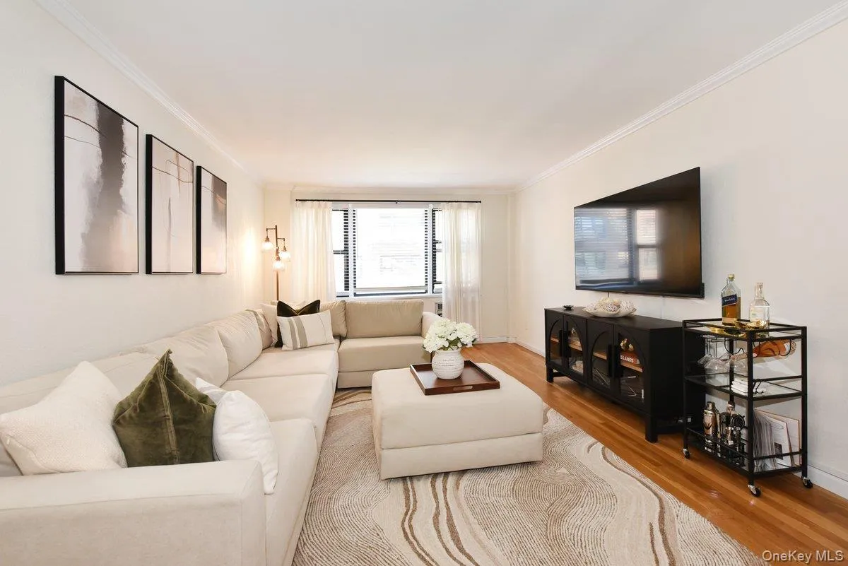 1 Birchwood Court, Hempstead, NY, 1 Bedroom Bedrooms, 4 Rooms Rooms,1 BathroomBathrooms,Residential,For Rent,Birchwood,0,1050778 1 Birchwood Court, Hempstead, NY, 1 Bedroom Bedrooms, 4 Rooms Rooms,1 BathroomBathrooms,Residential,For Rent,Birchwood,0,1050778