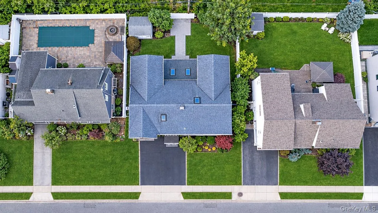 15 Coachman Lane, Hempstead, NY, 5 Bedrooms Bedrooms, 10 Rooms Rooms,4 BathroomsBathrooms,Residential,For Rent,Coachman,0,1050783 15 Coachman Lane, Hempstead, NY, 5 Bedrooms Bedrooms, 10 Rooms Rooms,4 BathroomsBathrooms,Residential,For Rent,Coachman,0,1050783