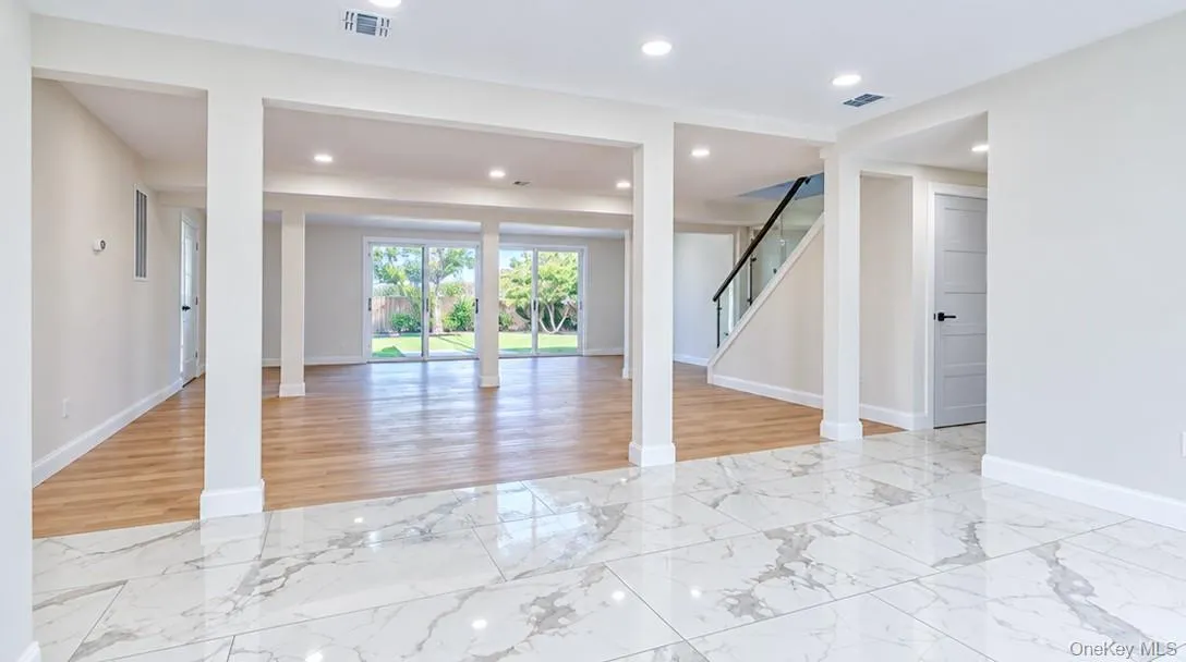 15 Coachman Lane, Hempstead, NY, 5 Bedrooms Bedrooms, 10 Rooms Rooms,4 BathroomsBathrooms,Residential,For Rent,Coachman,0,1050783 15 Coachman Lane, Hempstead, NY, 5 Bedrooms Bedrooms, 10 Rooms Rooms,4 BathroomsBathrooms,Residential,For Rent,Coachman,0,1050783