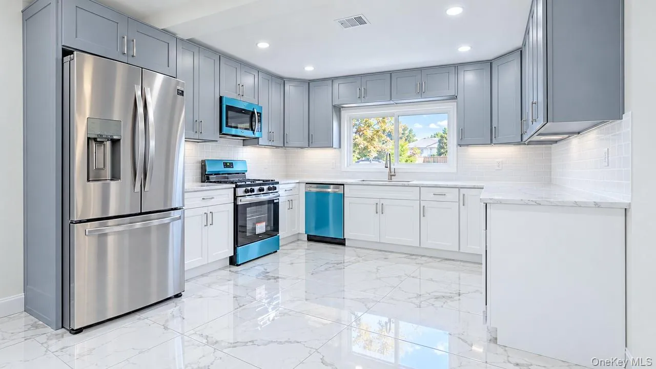 15 Coachman Lane, Hempstead, NY, 5 Bedrooms Bedrooms, 10 Rooms Rooms,4 BathroomsBathrooms,Residential,For Rent,Coachman,0,1050783 15 Coachman Lane, Hempstead, NY, 5 Bedrooms Bedrooms, 10 Rooms Rooms,4 BathroomsBathrooms,Residential,For Rent,Coachman,0,1050783