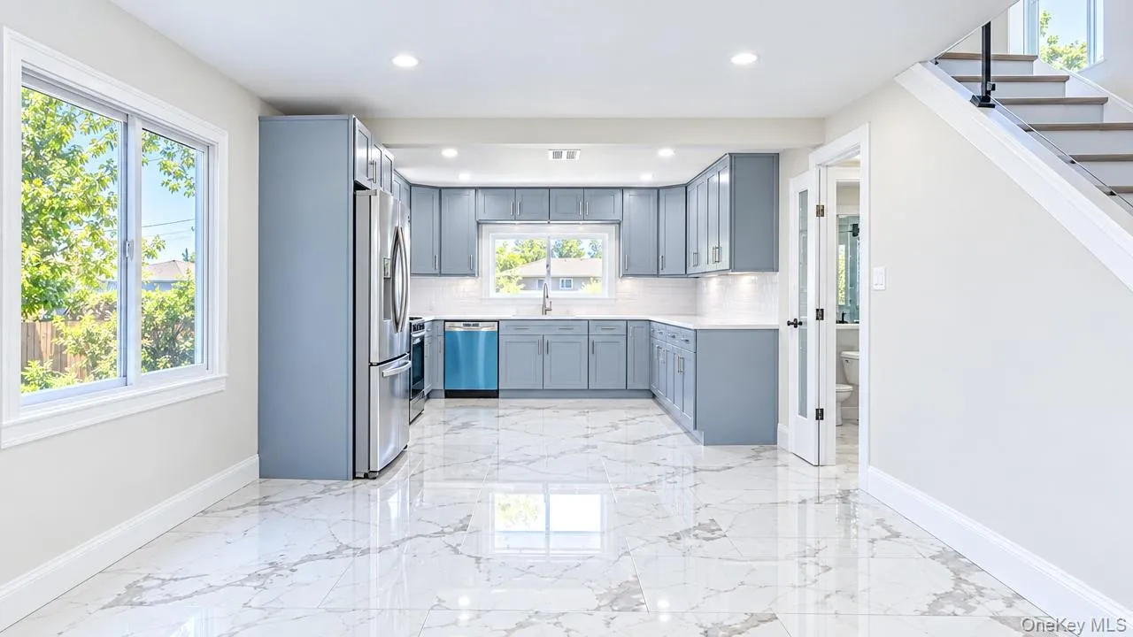 15 Coachman Lane, Hempstead, NY, 5 Bedrooms Bedrooms, 10 Rooms Rooms,4 BathroomsBathrooms,Residential,For Rent,Coachman,0,1050783 15 Coachman Lane, Hempstead, NY, 5 Bedrooms Bedrooms, 10 Rooms Rooms,4 BathroomsBathrooms,Residential,For Rent,Coachman,0,1050783