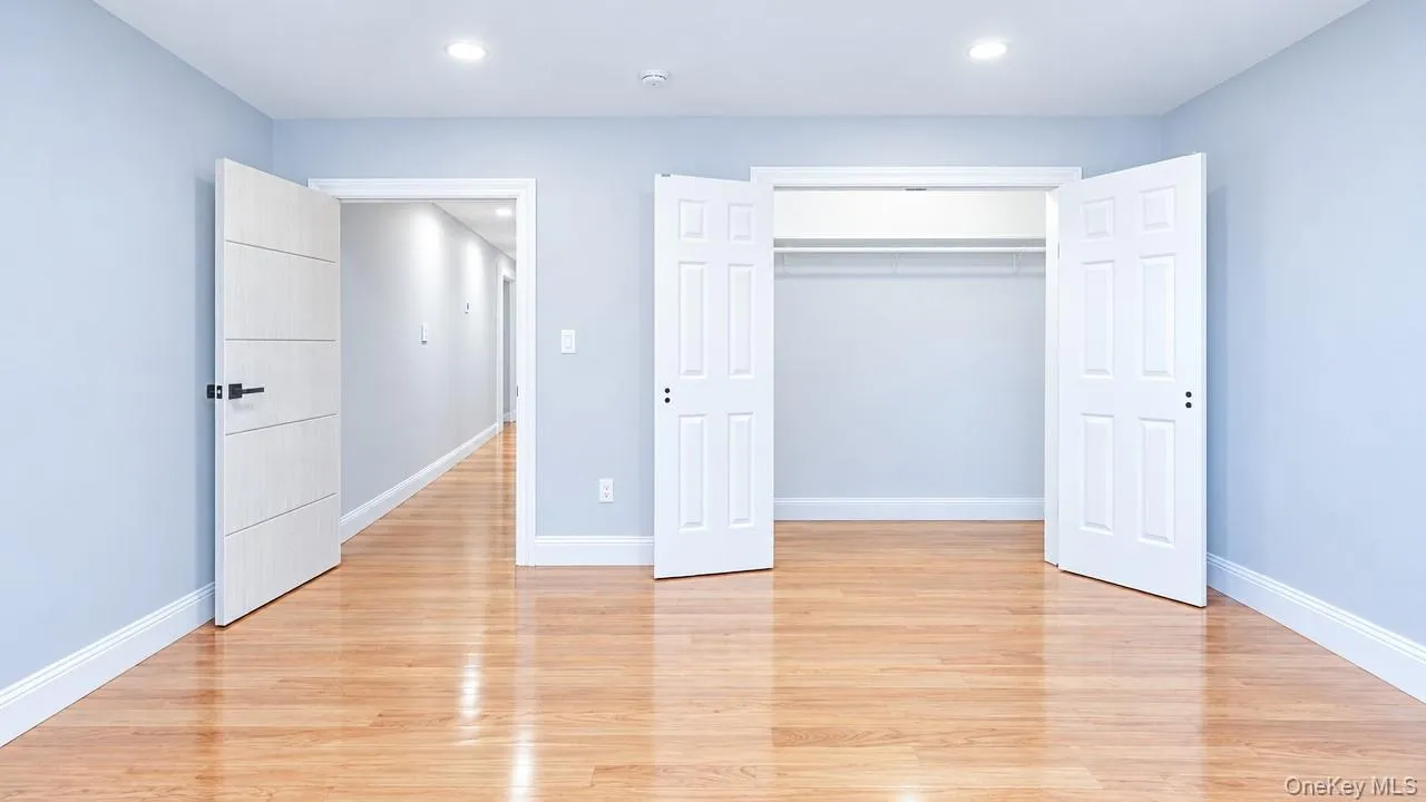 15 Coachman Lane, Hempstead, NY, 5 Bedrooms Bedrooms, 10 Rooms Rooms,4 BathroomsBathrooms,Residential,For Rent,Coachman,0,1050783 15 Coachman Lane, Hempstead, NY, 5 Bedrooms Bedrooms, 10 Rooms Rooms,4 BathroomsBathrooms,Residential,For Rent,Coachman,0,1050783