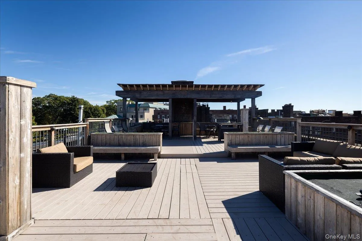 8309 Talbot Street, New York, NY, 3 Bedrooms Bedrooms, 4 Rooms Rooms,2 BathroomsBathrooms,Residential Lease,For Rent,Talbot,0,1050787 8309 Talbot Street, New York, NY, 3 Bedrooms Bedrooms, 4 Rooms Rooms,2 BathroomsBathrooms,Residential Lease,For Rent,Talbot,0,1050787