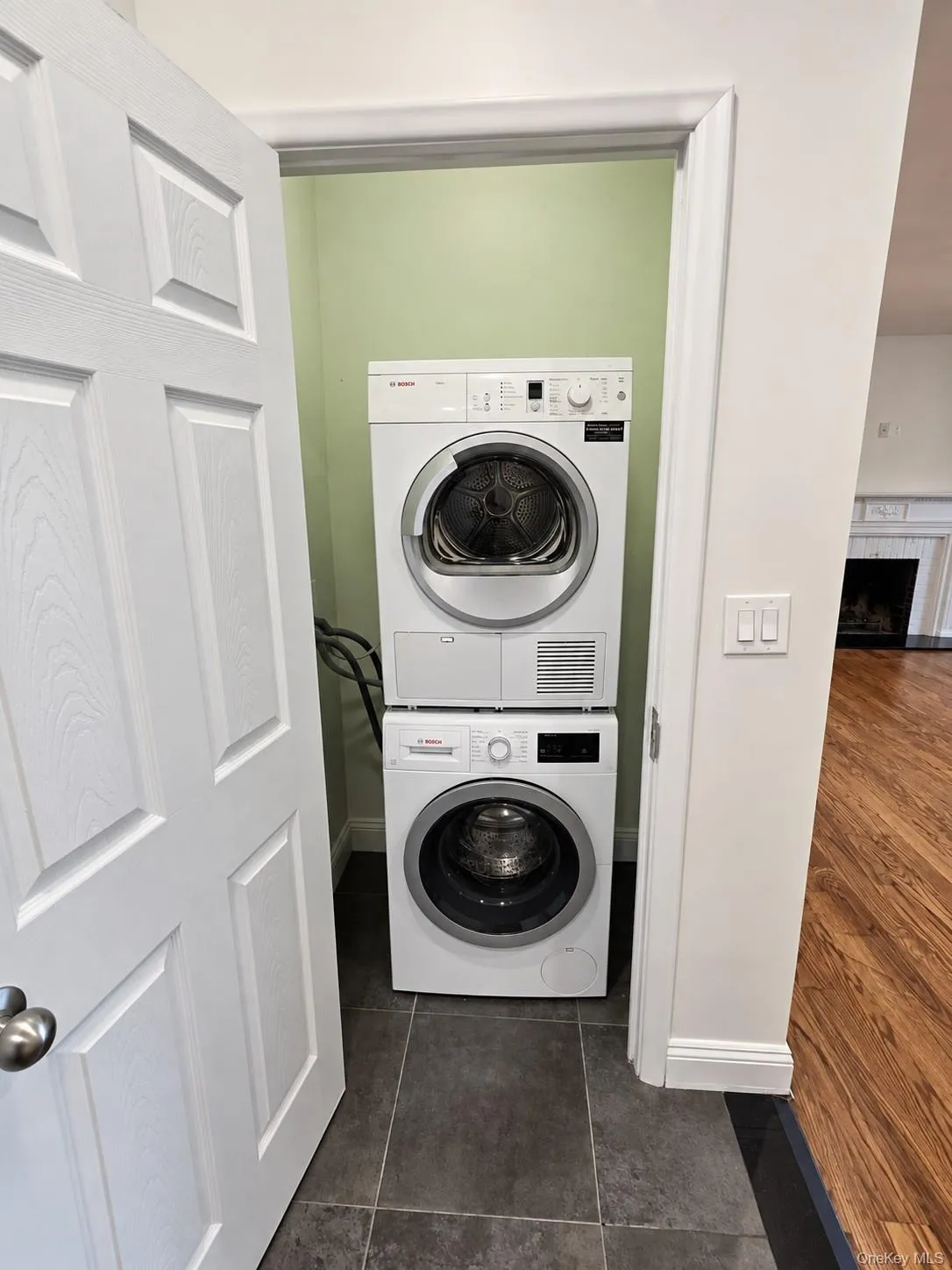 8309 Talbot Street, New York, NY, 3 Bedrooms Bedrooms, 4 Rooms Rooms,2 BathroomsBathrooms,Residential Lease,For Rent,Talbot,0,1050787 8309 Talbot Street, New York, NY, 3 Bedrooms Bedrooms, 4 Rooms Rooms,2 BathroomsBathrooms,Residential Lease,For Rent,Talbot,0,1050787