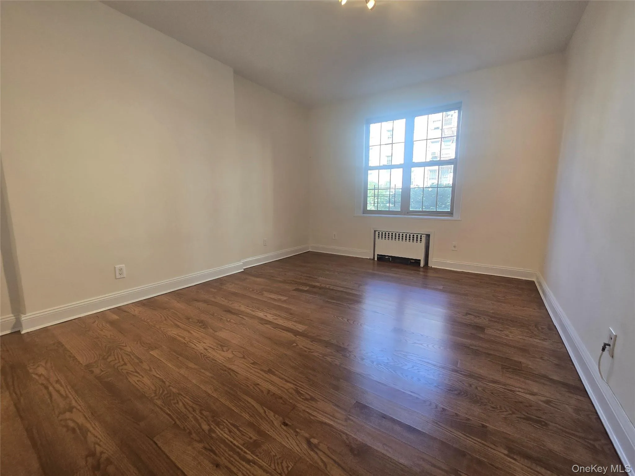 8309 Talbot Street, New York, NY, 3 Bedrooms Bedrooms, 4 Rooms Rooms,2 BathroomsBathrooms,Residential Lease,For Rent,Talbot,0,1050787 8309 Talbot Street, New York, NY, 3 Bedrooms Bedrooms, 4 Rooms Rooms,2 BathroomsBathrooms,Residential Lease,For Rent,Talbot,0,1050787