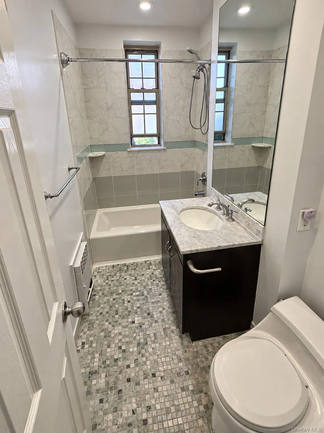 8309 Talbot Street, New York, NY, 3 Bedrooms Bedrooms, 4 Rooms Rooms,2 BathroomsBathrooms,Residential Lease,For Rent,Talbot,0,1050787 8309 Talbot Street, New York, NY, 3 Bedrooms Bedrooms, 4 Rooms Rooms,2 BathroomsBathrooms,Residential Lease,For Rent,Talbot,0,1050787