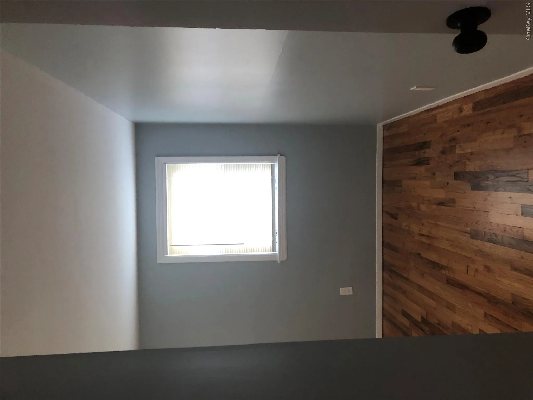 upstairs bedroom upstairs bedroom