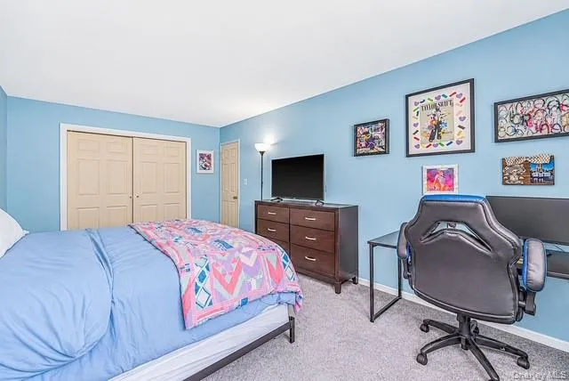 260 Waverly Avenue, Brookhaven, NY, 1 Bedroom Bedrooms, 4 Rooms Rooms,1 BathroomBathrooms,Residential,For Rent,Waverly,0,1050793 260 Waverly Avenue, Brookhaven, NY, 1 Bedroom Bedrooms, 4 Rooms Rooms,1 BathroomBathrooms,Residential,For Rent,Waverly,0,1050793