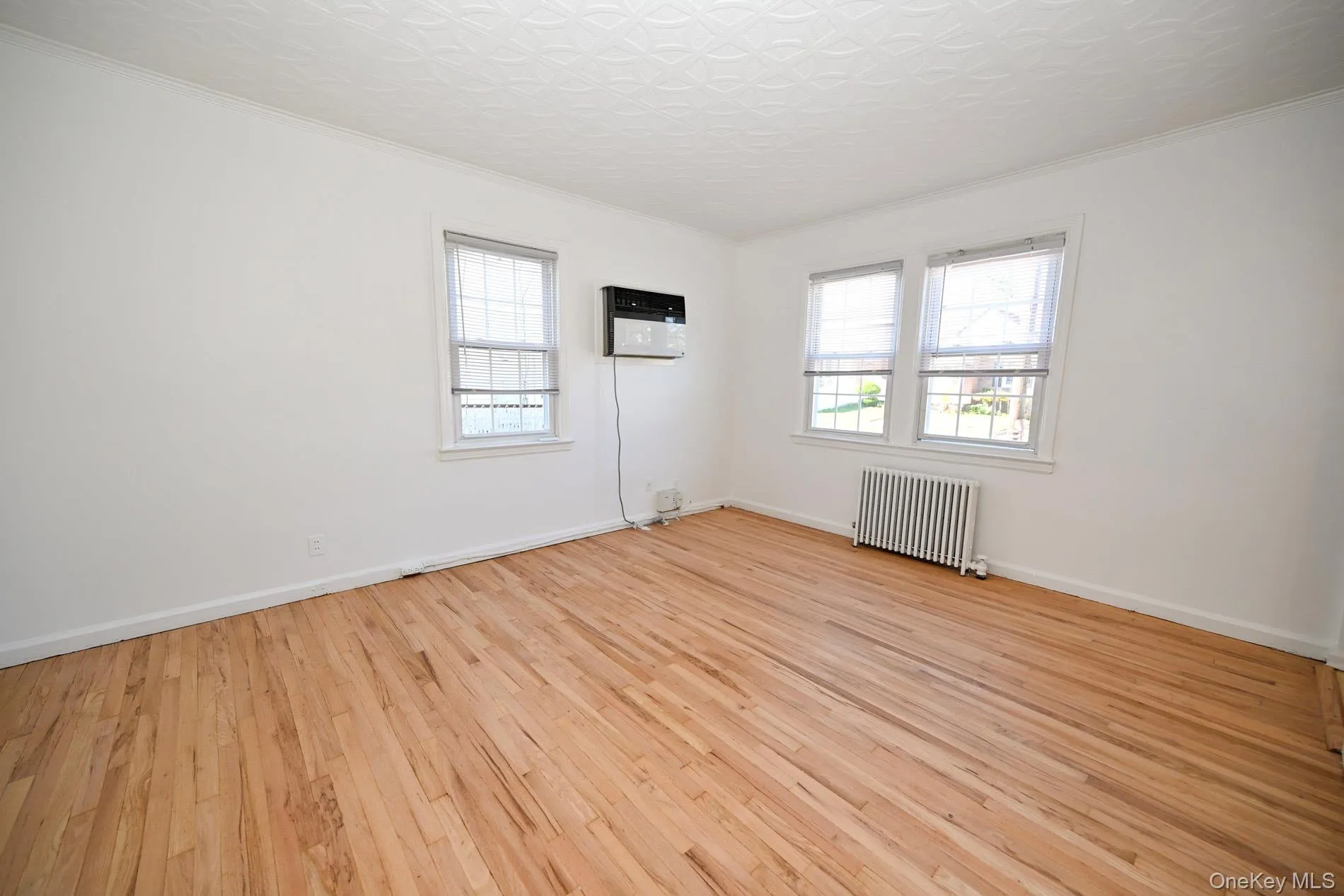 1087 Esther Street, Hempstead, NY, 4 Bedrooms Bedrooms, 8 Rooms Rooms,2 BathroomsBathrooms,Residential,For Rent,Esther,0,1050795 1087 Esther Street, Hempstead, NY, 4 Bedrooms Bedrooms, 8 Rooms Rooms,2 BathroomsBathrooms,Residential,For Rent,Esther,0,1050795
