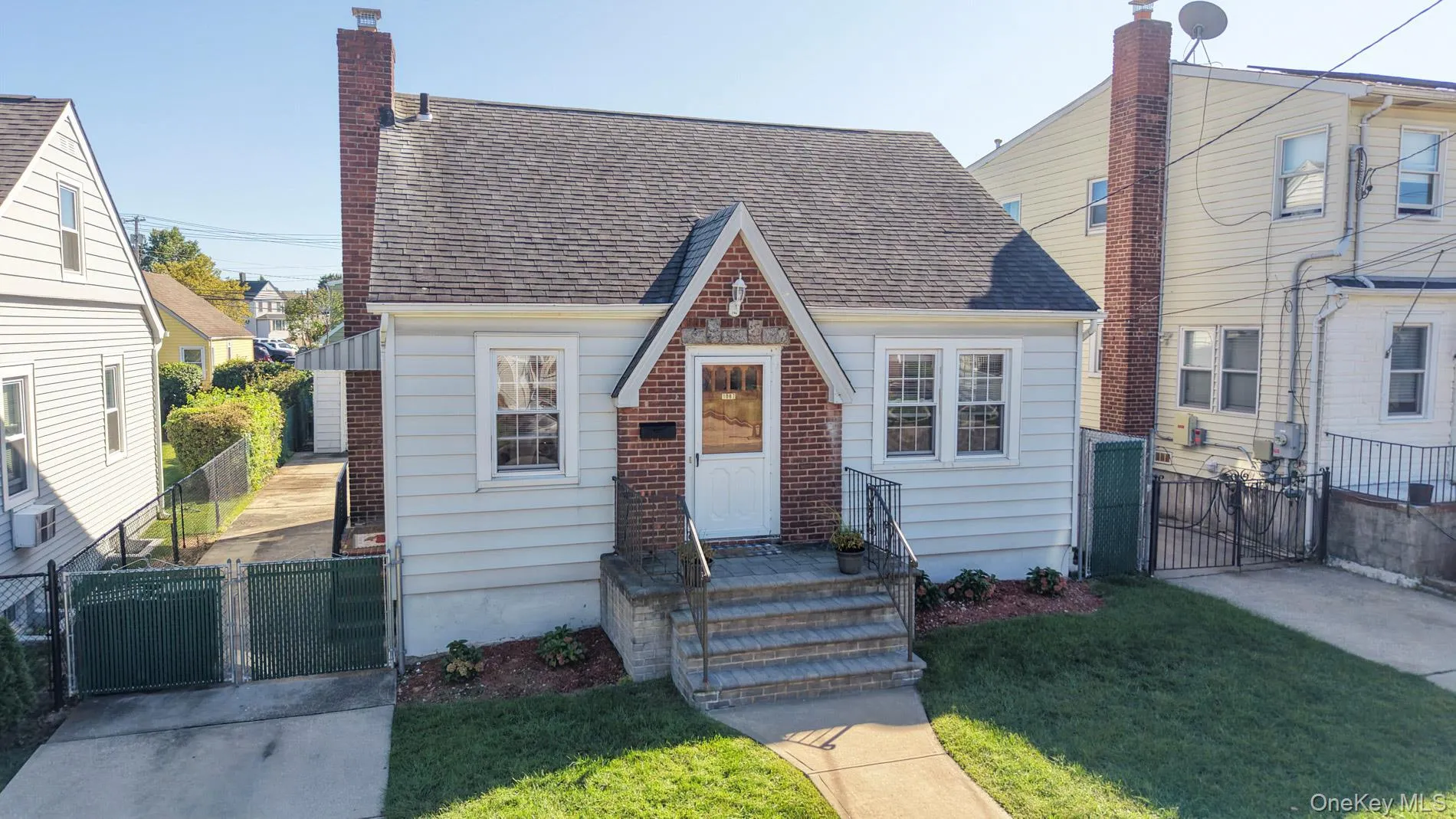 1087 Esther Street, Hempstead, NY, 4 Bedrooms Bedrooms, 8 Rooms Rooms,2 BathroomsBathrooms,Residential,For Rent,Esther,0,1050795 1087 Esther Street, Hempstead, NY, 4 Bedrooms Bedrooms, 8 Rooms Rooms,2 BathroomsBathrooms,Residential,For Rent,Esther,0,1050795