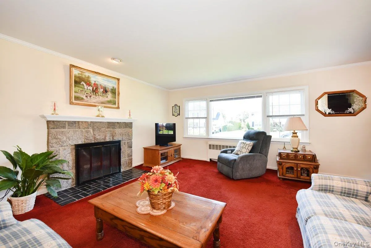 211 Wellington Road, Hempstead, NY, 4 Bedrooms Bedrooms, 8 Rooms Rooms,2 BathroomsBathrooms,Residential,For Rent,Wellington,0,1050799 211 Wellington Road, Hempstead, NY, 4 Bedrooms Bedrooms, 8 Rooms Rooms,2 BathroomsBathrooms,Residential,For Rent,Wellington,0,1050799